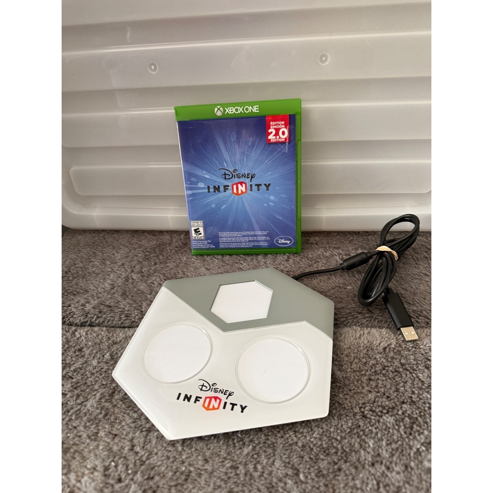 Disney Infinity 2.0 Edition Xbox One Game and USB Portal Base INF-8037059